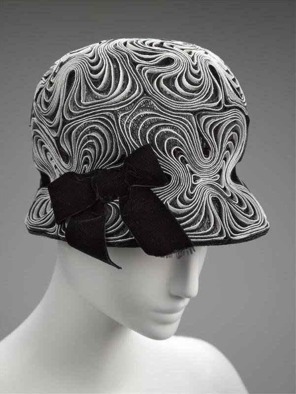 Woman's hat