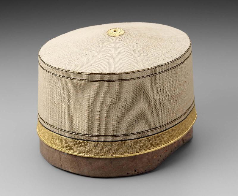 Aristocrat's cap