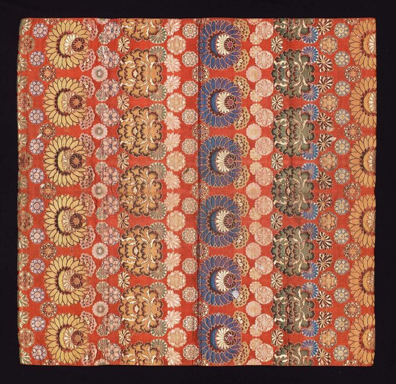 Buddhist altar cloth (uchishiki)