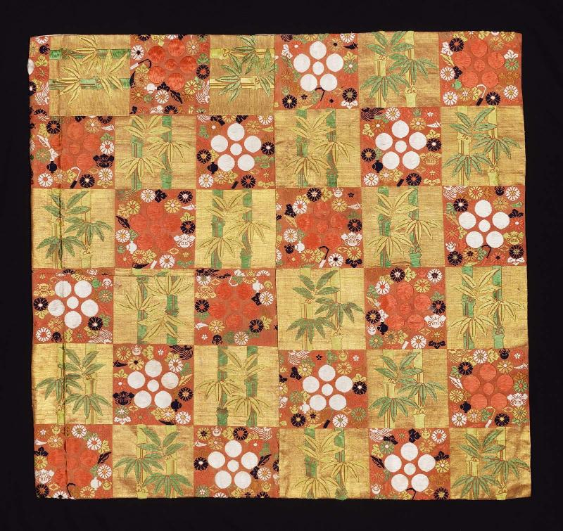 Buddhist altar cloth (uchishiki)