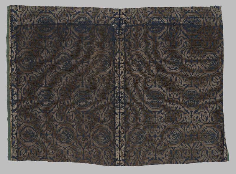 Length of silk for sash (obi)