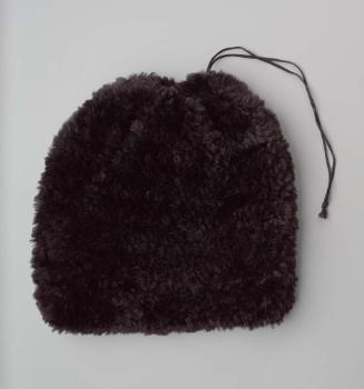 Woman's hat or muff