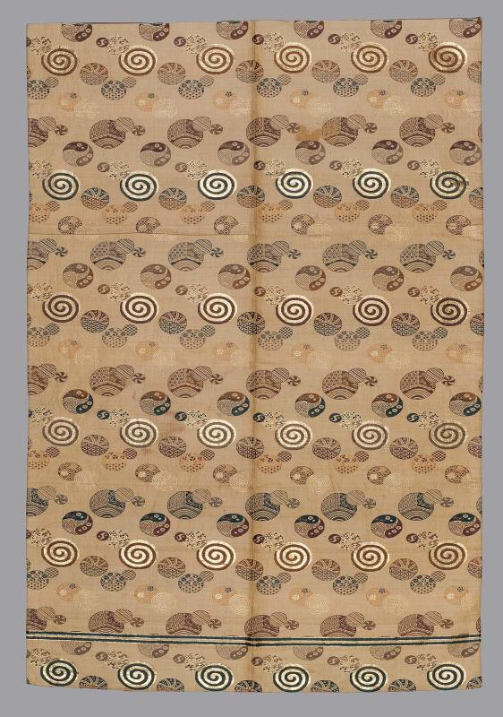 Length of silk for sash (obi)