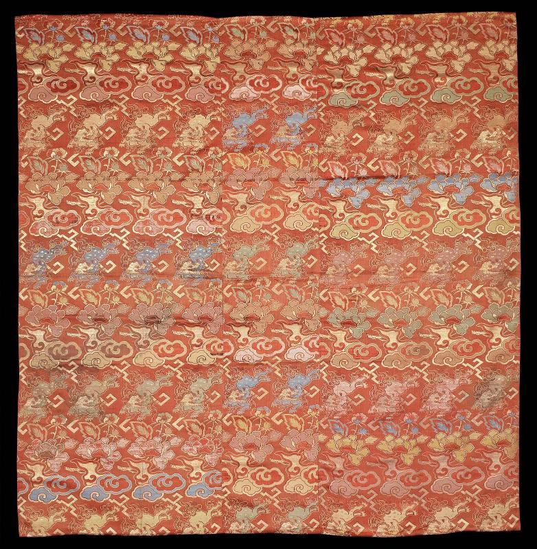 Buddhist altar cloth (uchishiki)