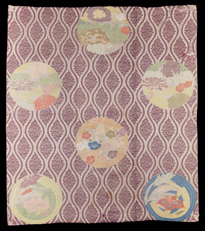 Buddhist altar cloth (uchishiki)