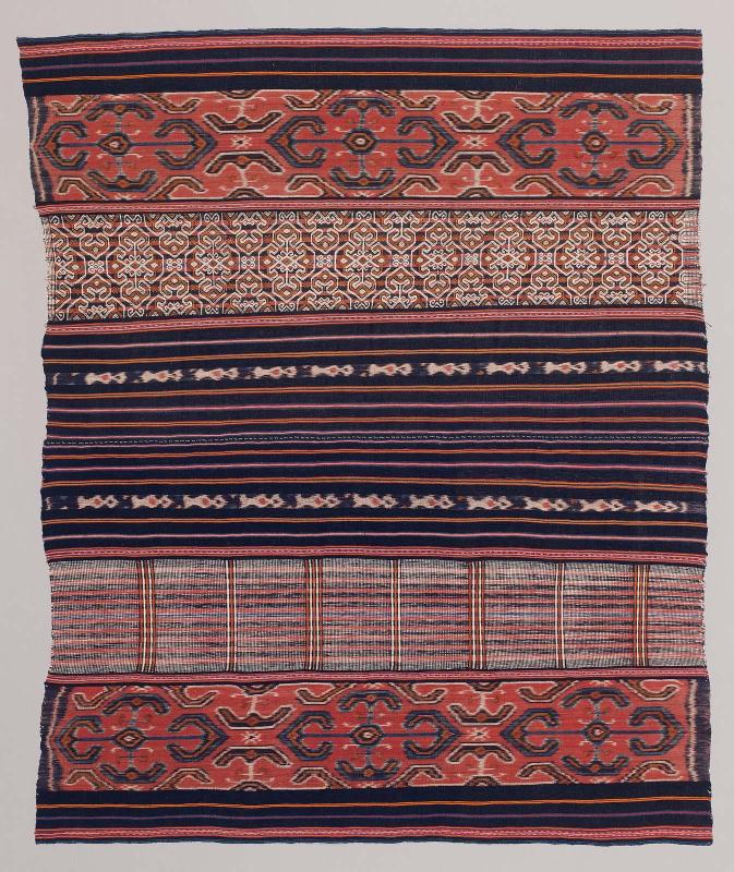 Woman's lower body wrapper (lau)