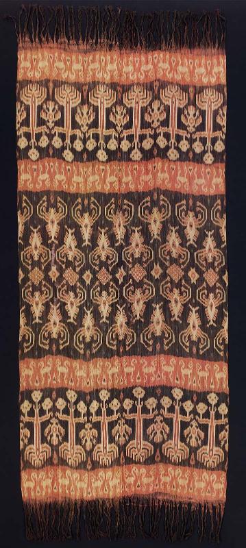 Man's upper or lower body wrapper (hinggi)