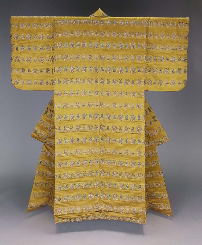 Noh costume (karaori)