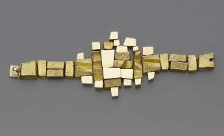 Bracelet composed of geometric links