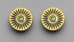 Pair of earrings