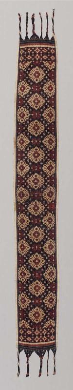 Woman's ceremonial shoulder cloth (geringsing, selendang)