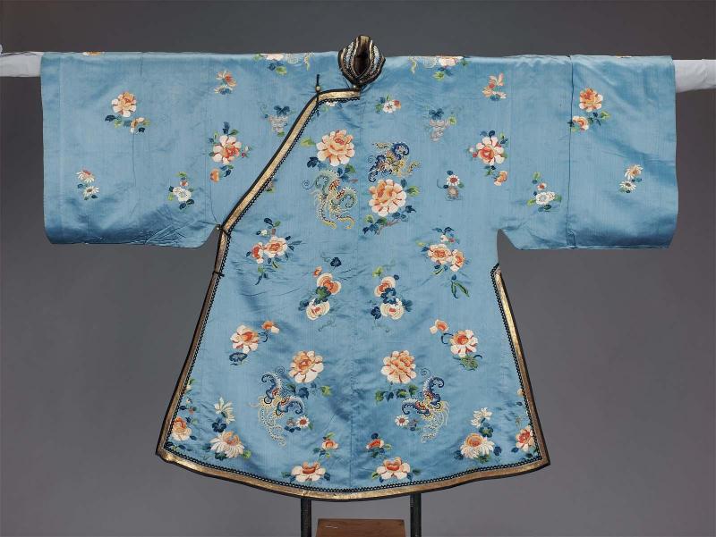 Woman's domestic robe (ao)