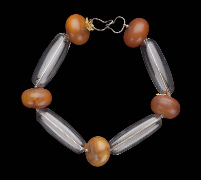 Necklace (Four Seasons series)