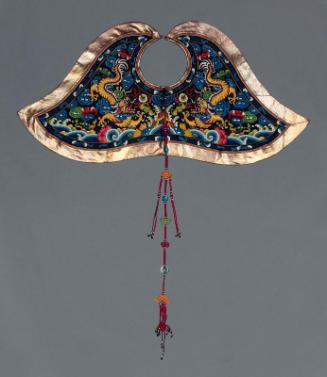Man's formal court collar (pi'ling)