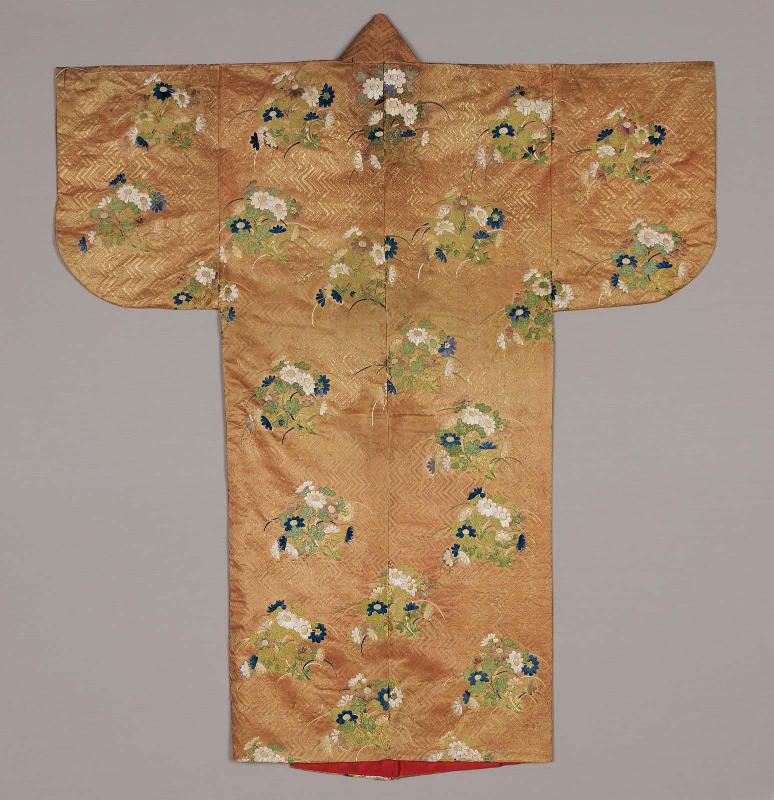 Noh costume (nuihaku)