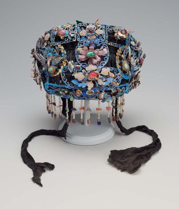 Woman's headdress (tien tzu)