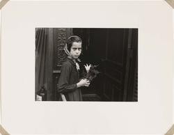New York (Girl with Lily)