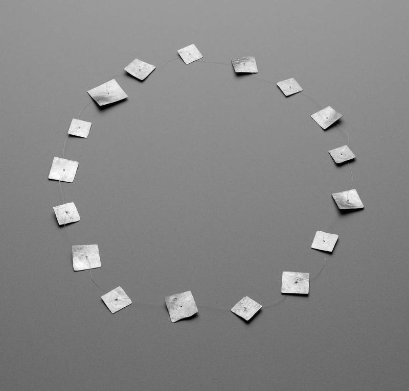 Necklace with flat, silver squares