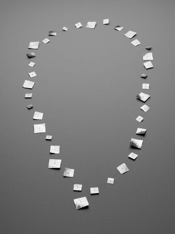 Necklace with flat, silver squares