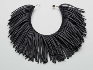 Fringe necklace