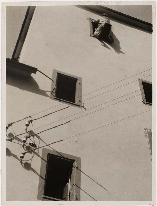 Malarbeiter, Switzerland (Painter at Work)