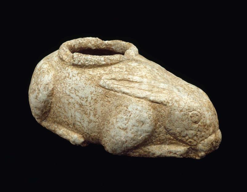 Vessel in the form of a hare