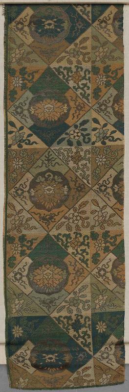 Fragment of silk lampas