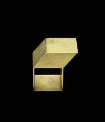 Cube ring