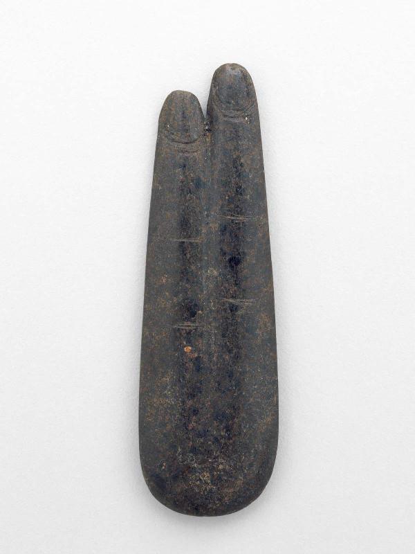 Two-fingers amulet