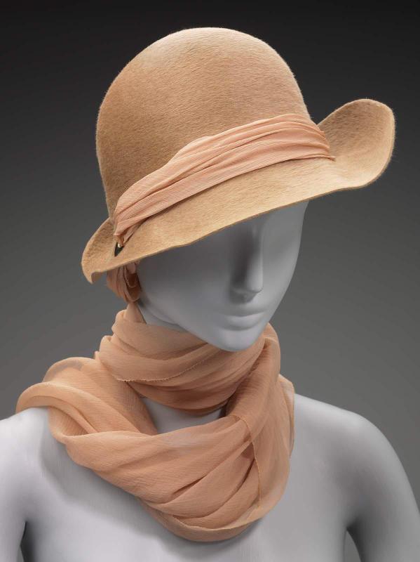 Woman's hat