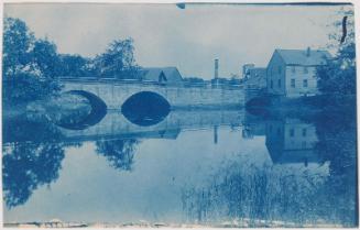 House and Ipswich Bridge