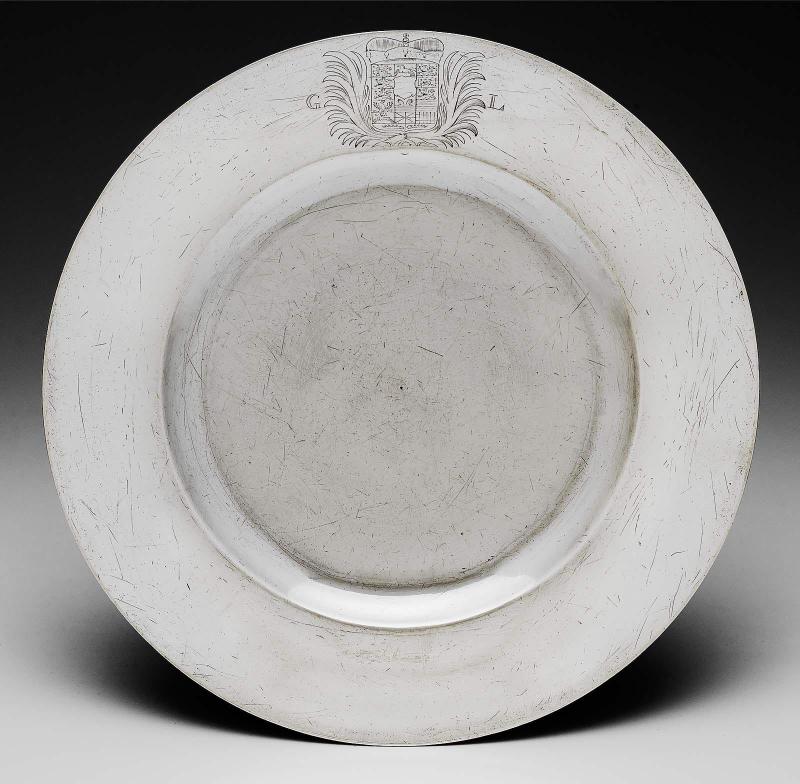 Small serving plate