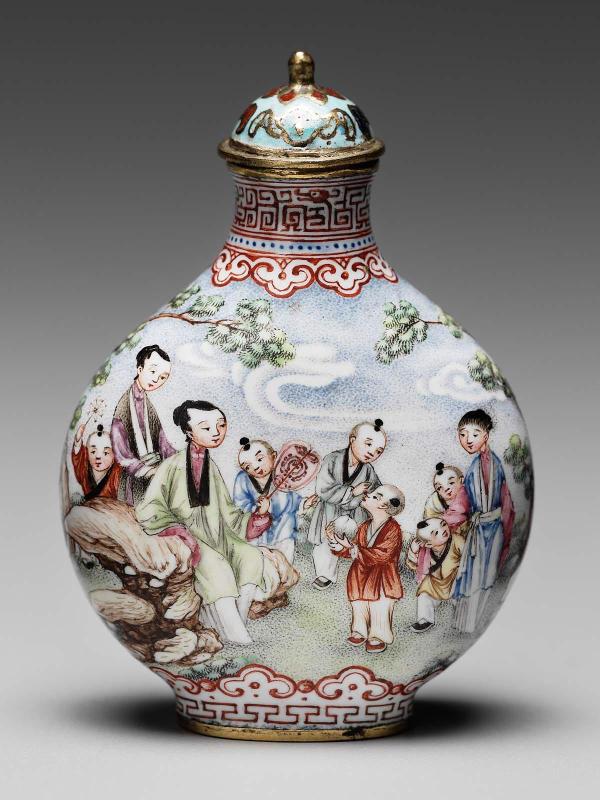 Canton copper bodied snuff bottle decorated with figures in a garden