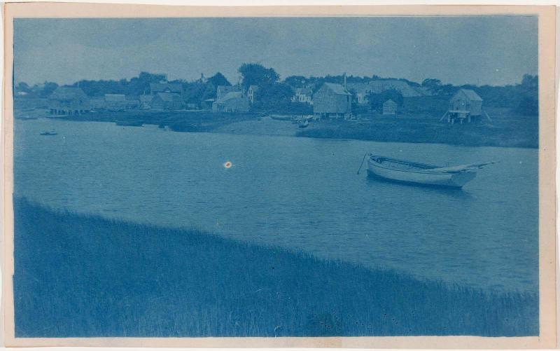 Boat Moored in the River (variant 1)