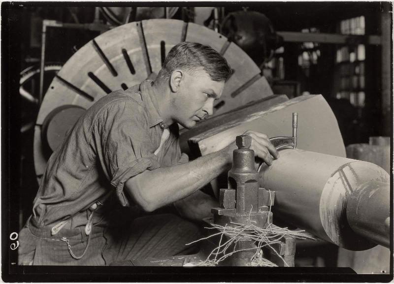Mechanic and Micrometer