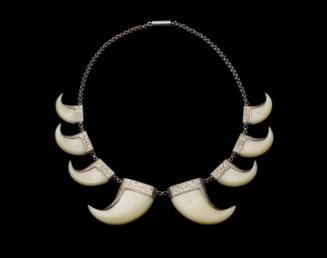 Tiger claw necklace