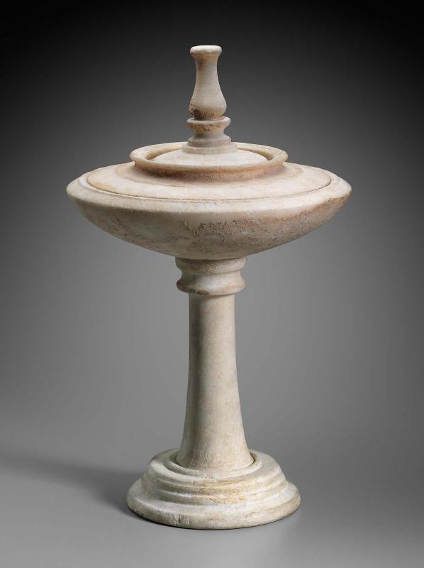 Covered unguent bowl with tall foot (exaleiptron)