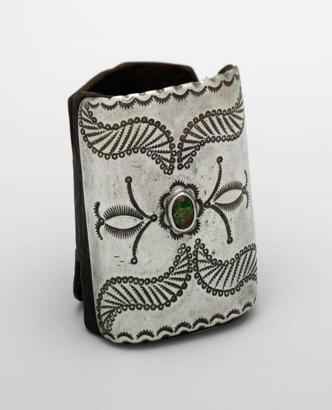 Ketoh (wrist guard - for a child)