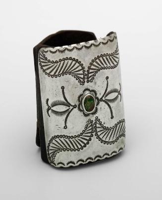 Ketoh (wrist guard - for a child)