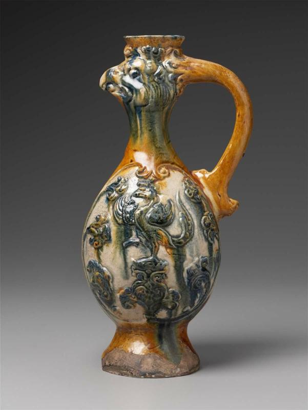 Phoenix-headed jug with handle
