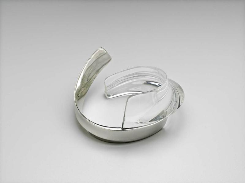 Arm band