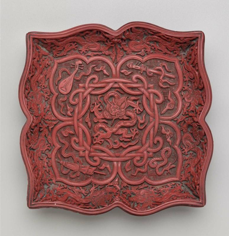 Foliate square dish with auspicious motifs