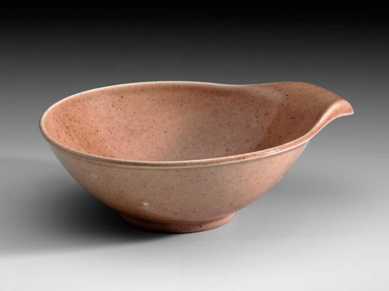 "American Modern" lug fruit bowl