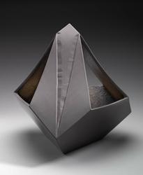 Black Glaze Carved Line Flower Vase