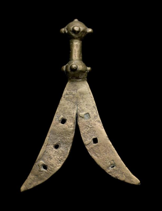 Gold Weight in the form of a Double Bladed Royal Sword