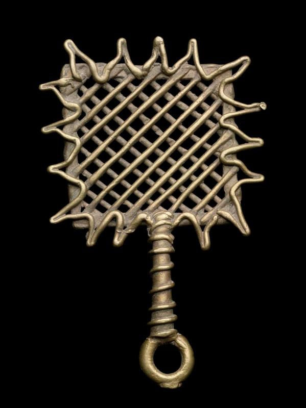Gold Weight in the form of a Fan