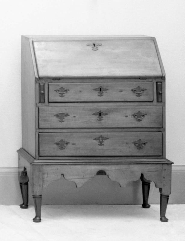 Child's desk on frame