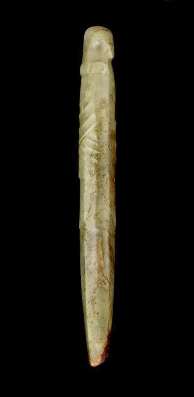 Bird-shaped pendant