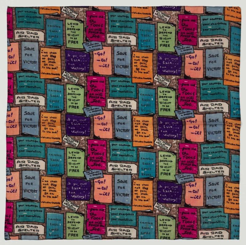 Woman's scarf: "London Wall"