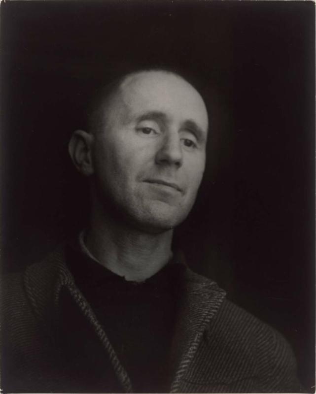 Bertolt Brecht, Paris